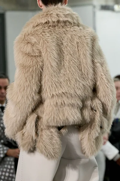 Look 36